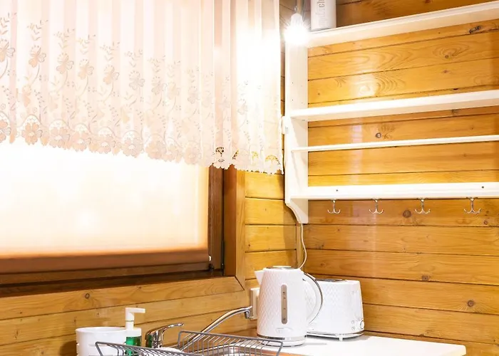 Molonowka 3* شتوروك