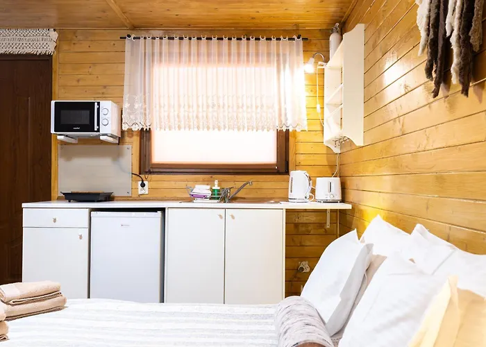 Molonowka 3* شتوروك