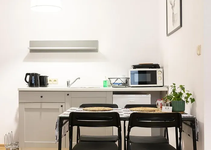 Molonowka 3* شتوروك